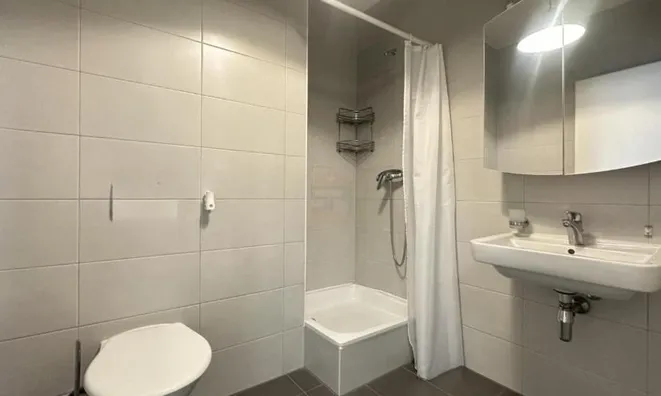 Недвижимость Apartment 4 rooms: 8