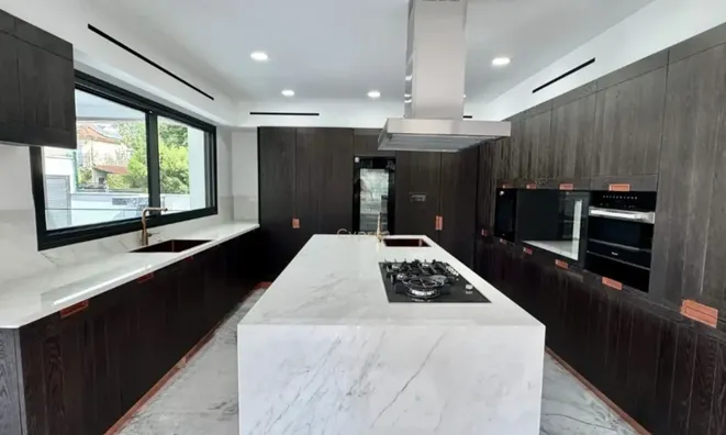 Недвижимость 6 Bedroom Villa For sale in Germasogeia, Limassol: 2