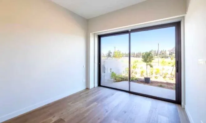 Недвижимость 2-Bedroom Ground Floor Apartment For Sale in Tserkezoi, Limassol: 10