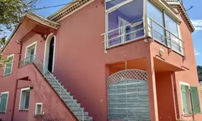 Недвижимость Maison La Bocca: 2