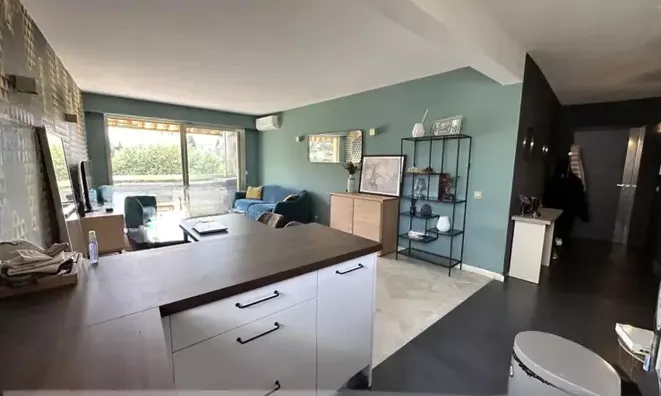 Недвижимость Villa Petit Juas: 11