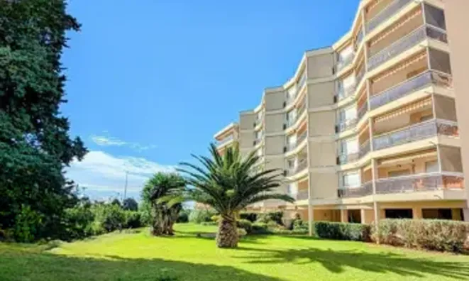 Недвижимость Villa Croix des Gardes: 12