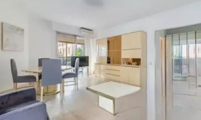 Недвижимость Villa Pointe Croisette: 2