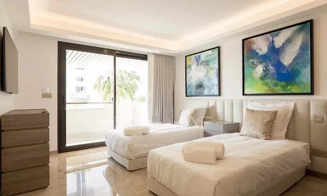 Недвижимость Property Type: Villa  
Location: Cannes, Centre-ville  

Final:

Villa Cannes Centreville: 15