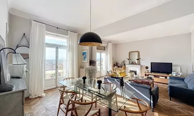 Недвижимость Villa République Cannes: 1