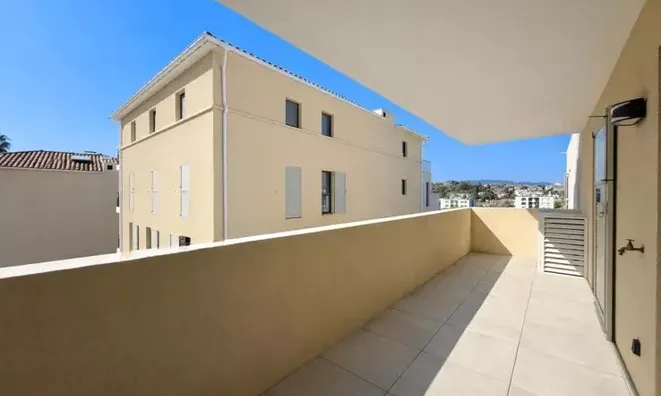 Недвижимость Villa Petit Juas: 13