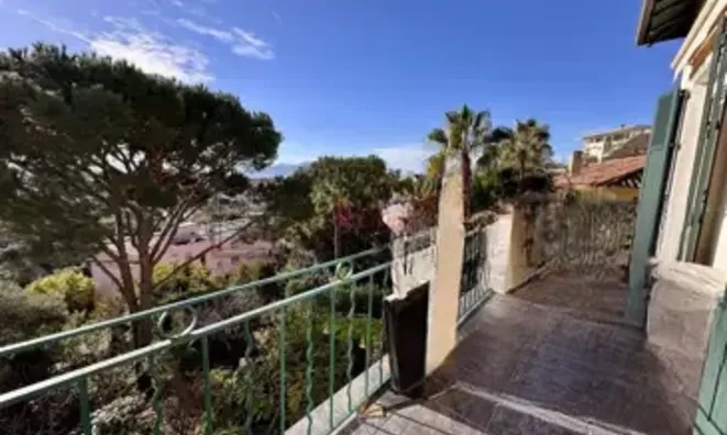 Недвижимость Villa Croix des Gardes: 3