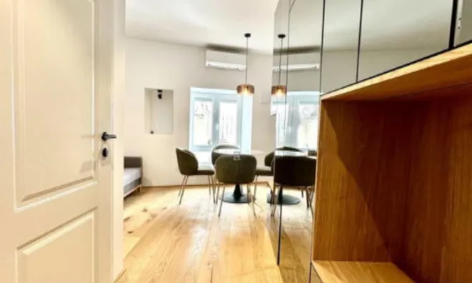 Недвижимость Дом с террасой на площади Тартини: 14