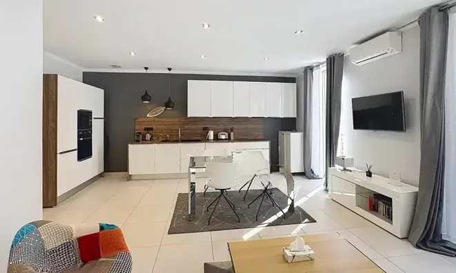 Недвижимость House Cannes Centre-Ville: 1