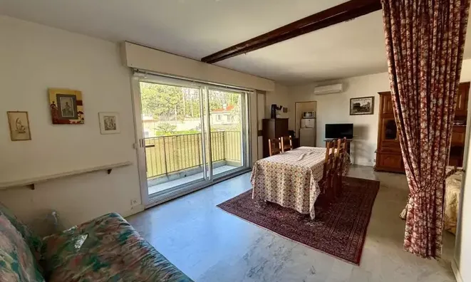 Недвижимость Villa Croix des Gardes: 1