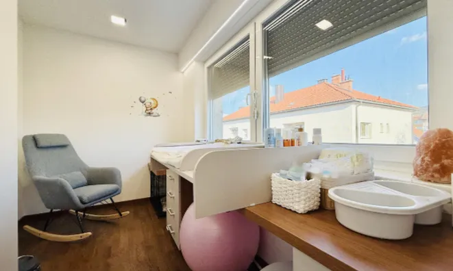 Недвижимость Двухкомнатная квартира на Повшетовой улице: 10