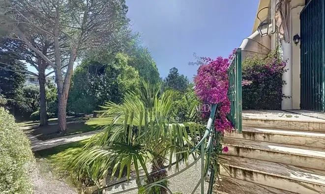 Недвижимость Villa Cannes République: 22