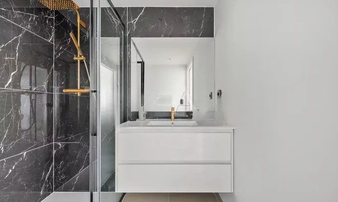 Недвижимость Property Name: Residence Centre-ville: 12