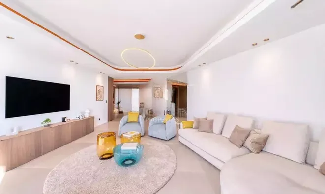 Недвижимость Property Name: Residence Centre-ville: 7