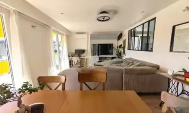 Недвижимость Villa Croix des Gardes: 2