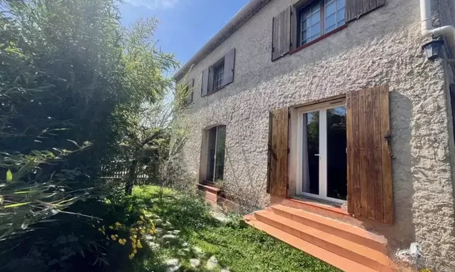Недвижимость Villa La Bocca: 1