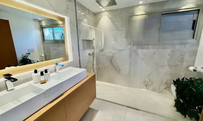 Недвижимость Villa Petit Juas: 13