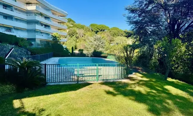 Недвижимость Villa Cannes Croix Gardes: 1