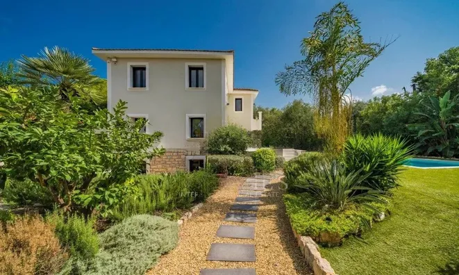 Недвижимость Property Cannes: 3