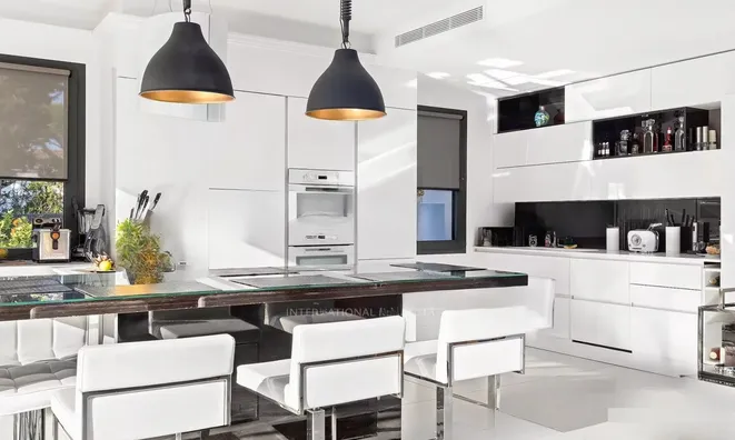 Недвижимость Property Cannes: 7