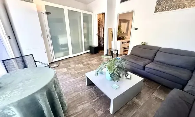 Недвижимость Property Name: Estate Californie: 4