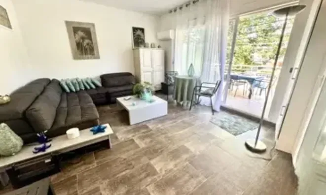 Недвижимость Property Name: Estate Californie: 11