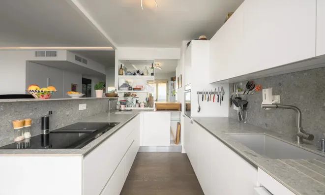 Недвижимость Villa Croix des Gardes: 2