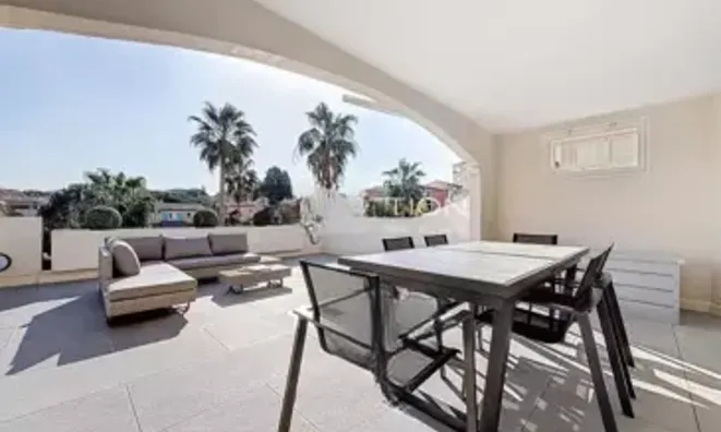 Недвижимость Villa Croix des Gardes: 2