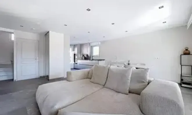 Недвижимость Villa Croix des Gardes: 11