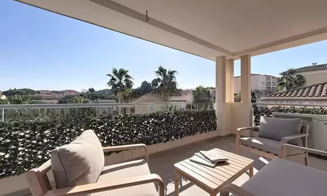 Недвижимость Villa Croix des Gardes: 19