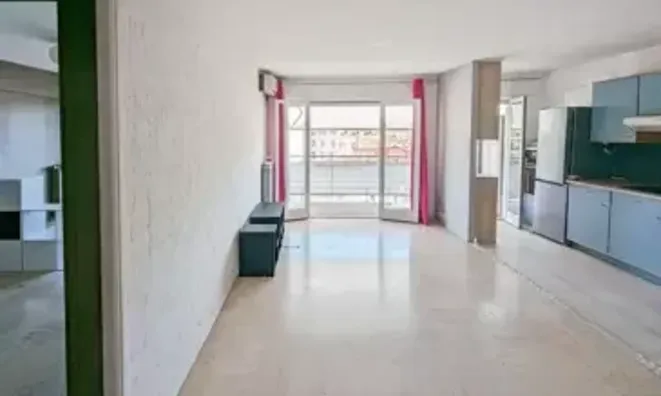 Недвижимость House Cannes République: 2