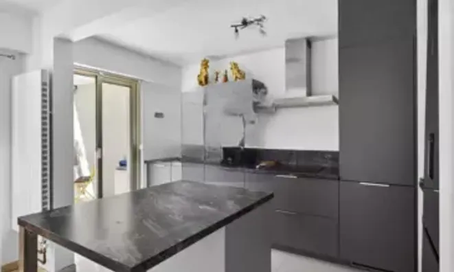 Недвижимость Residence République: 5