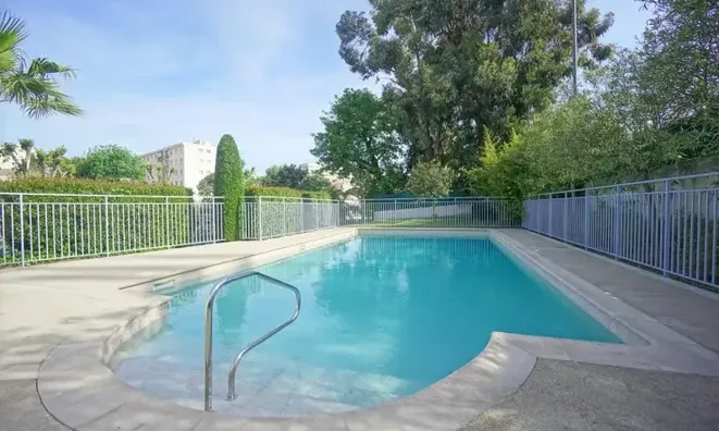 Недвижимость Villa Cannes Petit Juas: 1