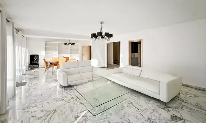 Недвижимость House Petit Juas: 1