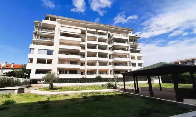Недвижимость Villa La Bocca: 11