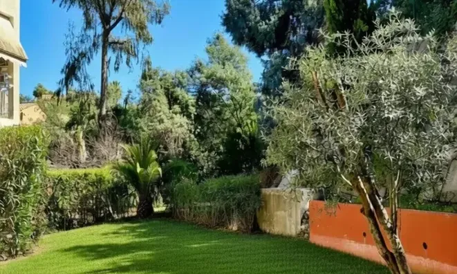 Недвижимость Villa Croix des Gardes: 10