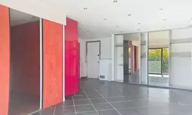 Недвижимость Villa Petit Juas: 2