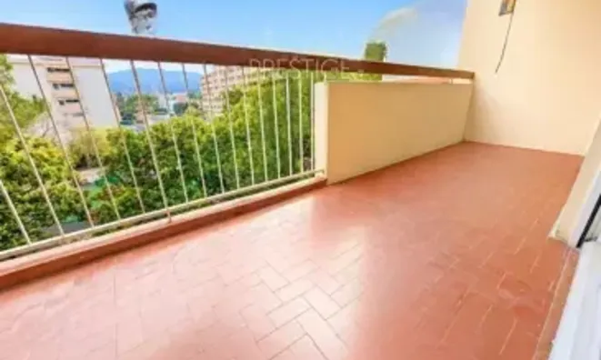 Недвижимость Villa La Bocca: 2