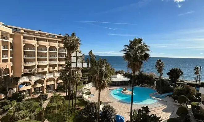Недвижимость Villa La Bocca: 1