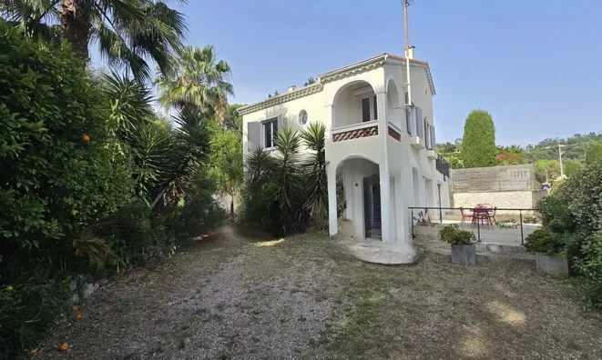 Недвижимость Villa Croix des Gardes: 23
