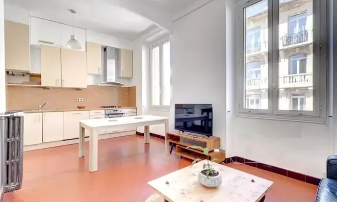 Недвижимость Villa République Cannes: 1