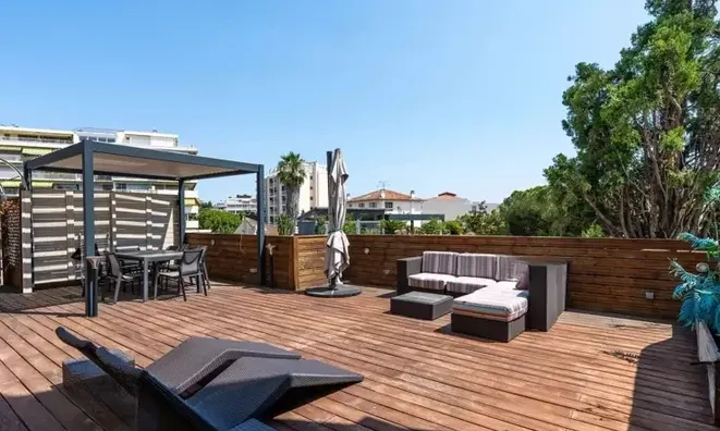 Недвижимость House Cannes: 1