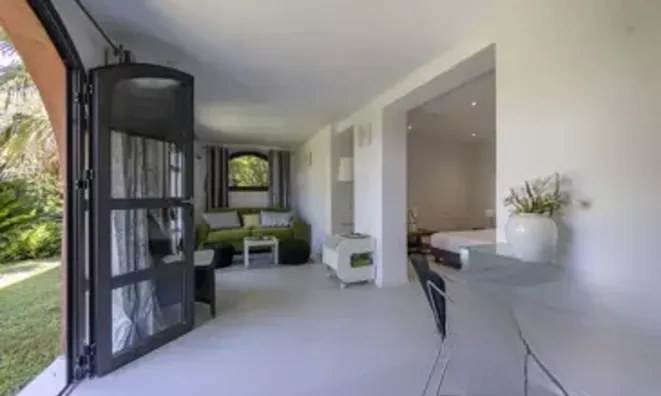 Недвижимость Villa Petit Juas: 9