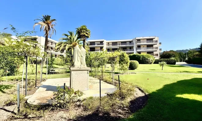 Недвижимость Property Type: Villa  
Location: Cannes, Californie  

Final Name: Villa Cannes: 7