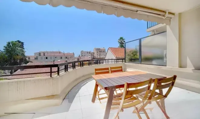 Недвижимость House Cannes: 1