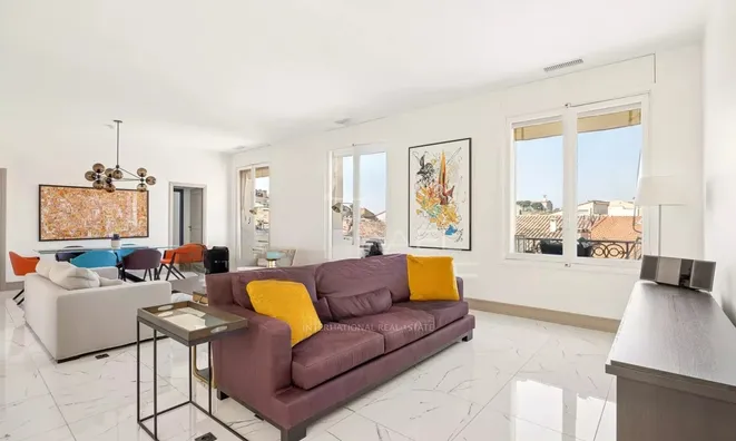 Недвижимость Villa Croix des Gardes: 4