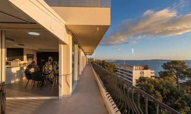 Недвижимость Villa Croix des Gardes: 10