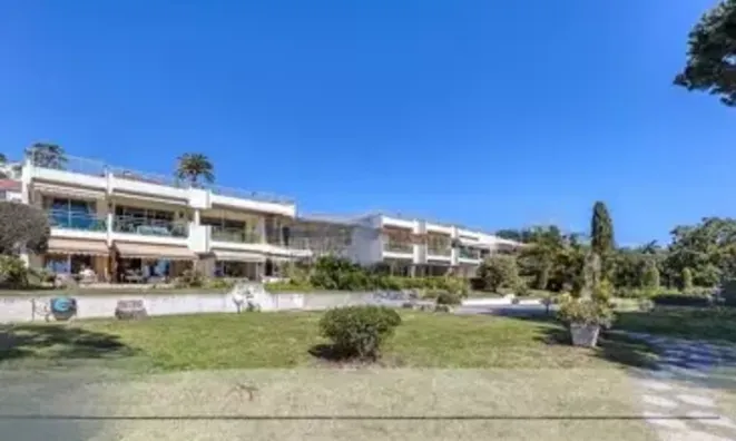 Недвижимость Villa Croix des Gardes: 26