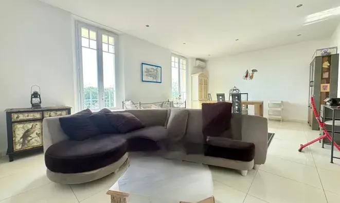 Недвижимость Villa Croix Des Gardes: 1