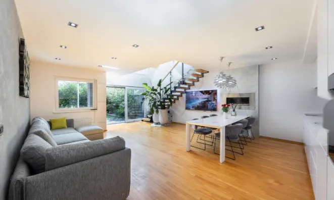 Недвижимость Квартира в Зеленой Яме: 4